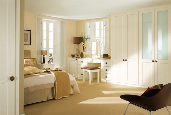 όμορφες ιδέες διαβίωσης σύγχρονες ντουλάπες στο υπνοδωμάτιο και χαλιά για περισσότερη άνεση