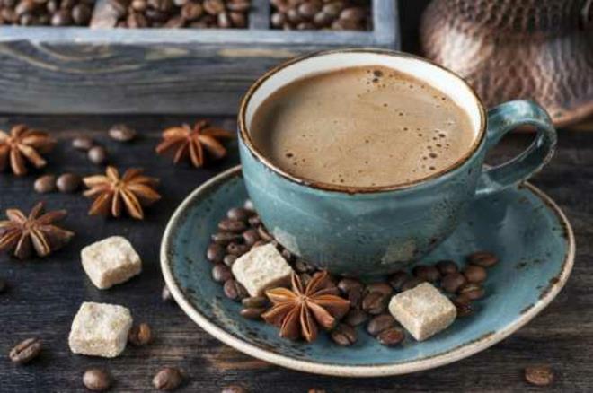 πιείτε ένα φλιτζάνι καφέ σπεσιαλιτέ καφέ Μαρόκο παγκοσμίως