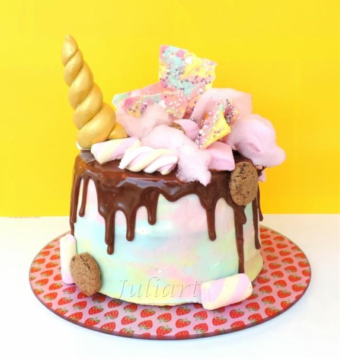 Οι ιδέες για κέικ μονόκερου γιορτάζουν τα γενέθλια των παιδιών