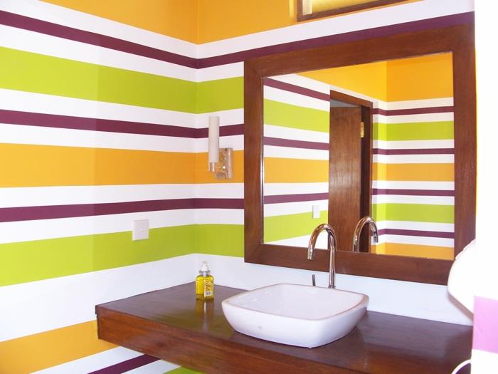 έπιπλα ιδέες σχεδιασμός τοίχου μπάνιου χρωματιστές ρίγες