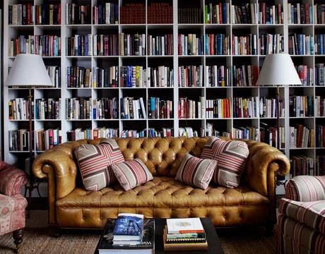 κομψό σπίτι βιβλιοθήκη σχεδιασμό δερμάτινο καναπέ μαξιλάρι τραπέζι