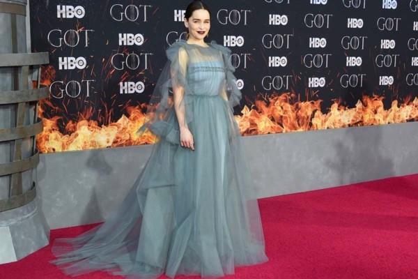 παιχνίδι των θρόνων της emilia clarke