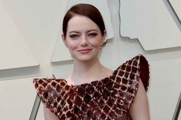 emma stone τάσεις γυναικεία μόδα και χτενίσματα