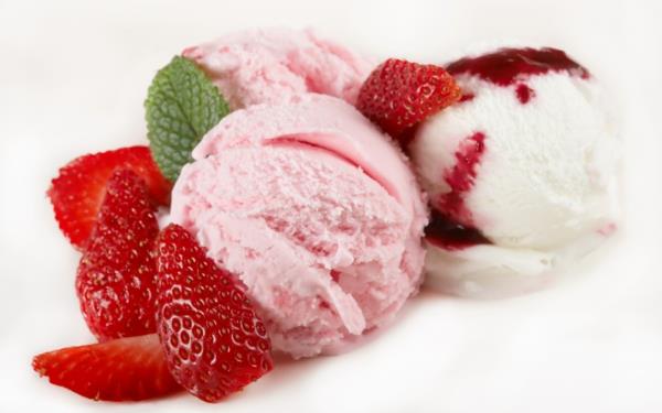 φράουλες υγιεινά φρέσκα φρούτα παγωτό