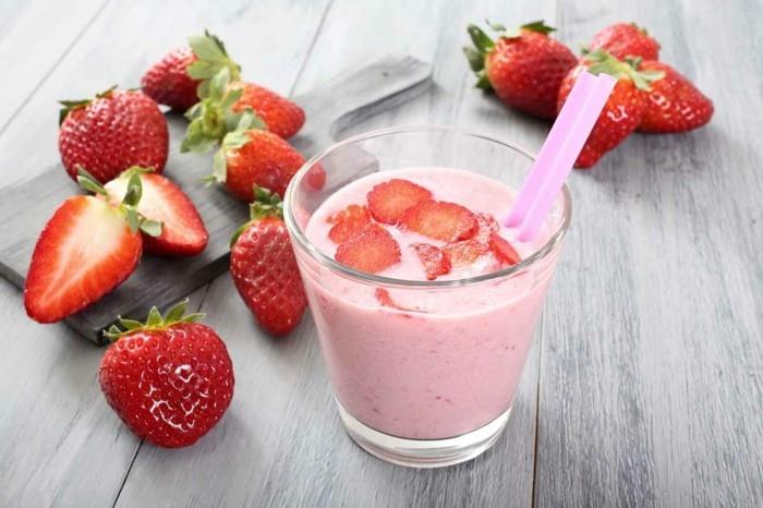 καλοκαιρινές συνταγές smoothie φράουλας για απώλεια βάρους
