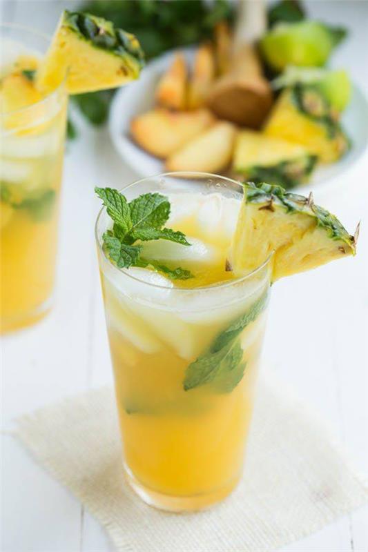 δροσιστικά καλοκαιρινά ποτά ανανά με εξωτική επίγευση