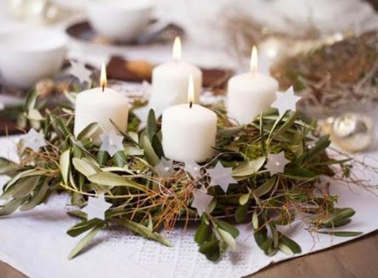 ευκάλυπτος αφήνει κεριά λευκού πυλώνα tinker advent στεφάνι