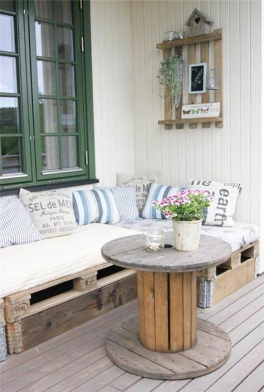 ευρώ παλέτες ξύλινες παλέτες μπαλκόνι έπιπλα βεράντα σχεδιασμός καναπές καναπέ τραπέζι