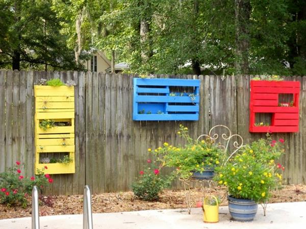 Φτιάξτε μόνοι σας διακόσμηση φράχτη κήπου Euro palets