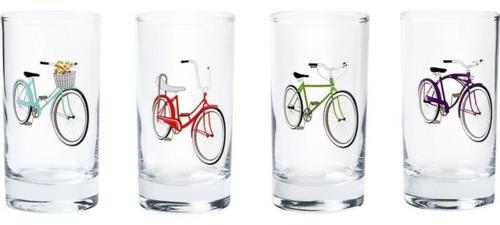 ποδήλατα ως καλοκαιρινή διακόσμηση κομψά γυαλιά