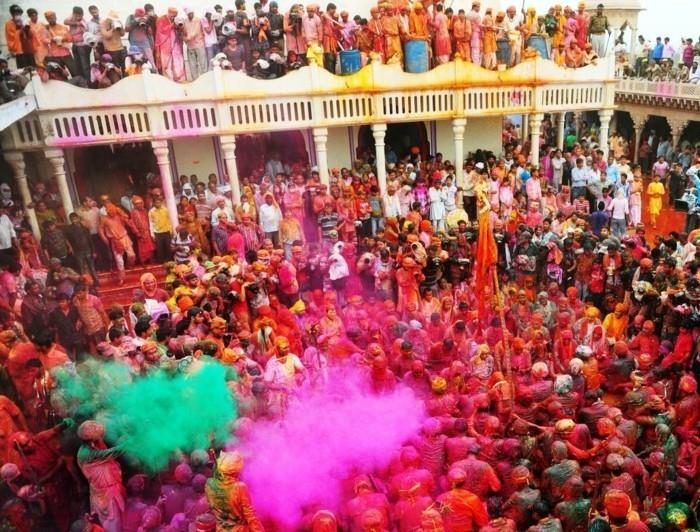 φεστιβάλ χρωμάτων στην Ινδία