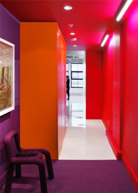 έγχρωμη σχεδίαση σαλόνι σχεδιασμός τοίχου σχεδιασμός τοίχου κόκκινο πορτοκαλί