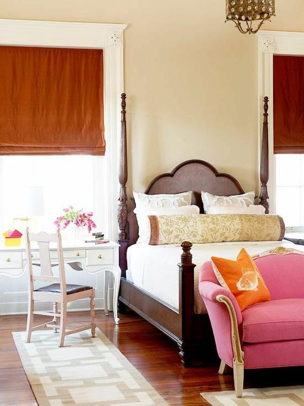 έγχρωμες ιδέες έπιπλα κρεβατοκάμαρας χρωματιστό κρεβάτι ξύλινες θέσεις πτυσσόμενες περσίδες καναπές