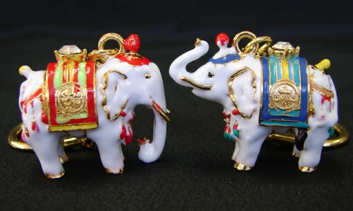 σύμβολα φενγκ σούι και τυχερός ελέφαντας γοητείας