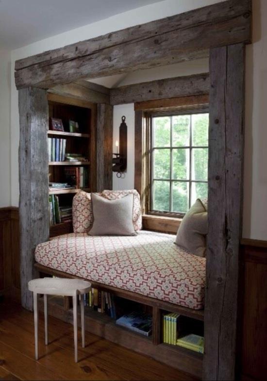 περβάζι-παράθυρο-χτισμένο-σε-μαξιλάρι-στρώμα-εξειδικευμένη-ράφια-βιβλία-cozy