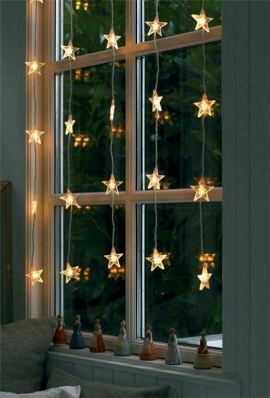 διακόσμηση παραθύρων Χριστούγεννα νεράιδα φώτα αστέρια χριστουγεννιάτικη διακόσμηση παράθυρο