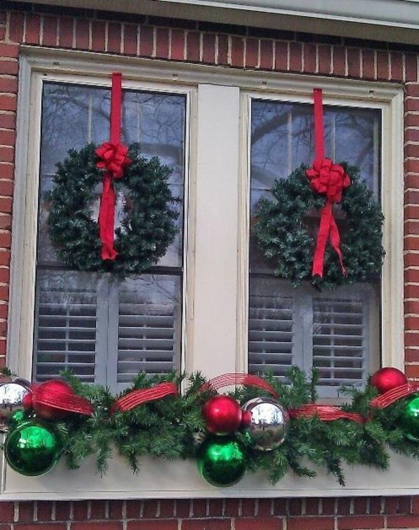 διακόσμηση παραθύρων Χριστούγεννα από το εξωτερικό χριστουγεννιάτικο παράθυρο διακόσμησης