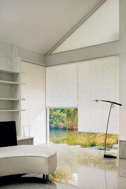 ρολά λευκό γυαλί τοίχο ράφι απλό