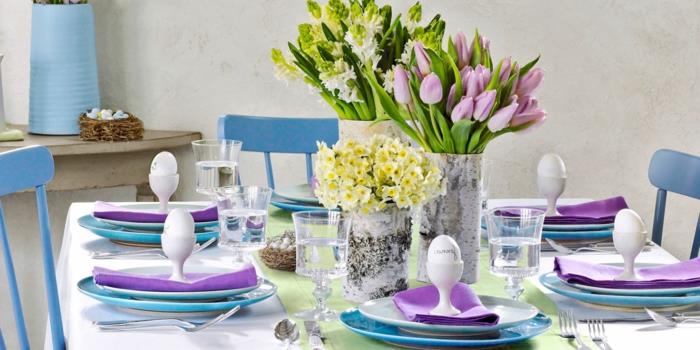 εορταστικα διακοσμητικα τραπεζι πασχαλινα ανοιξη λουλουδια μοβ μπλε φωλια πασχαλινα αυγα