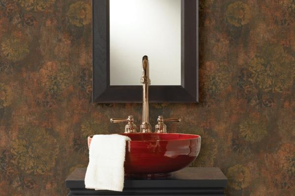 ψηλός γυαλιστερός νεροχύτης τοίχος καθρέφτη μπάνιου