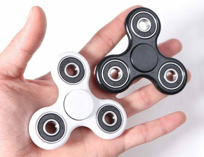 fidget spinner εργαλεία κατά του στρες ασπρόμαυρα ηρεμούν