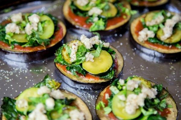 συνταγές για φαγητό φαγητού vegan με μελιτζάνα