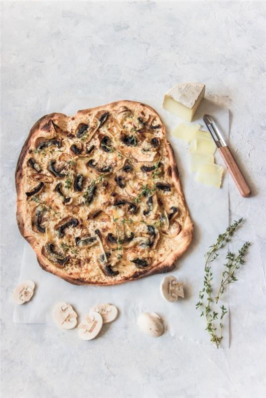 Φτιάξτε μόνοι σας tarte flambée με σπαράγγια λευκού κρασιού