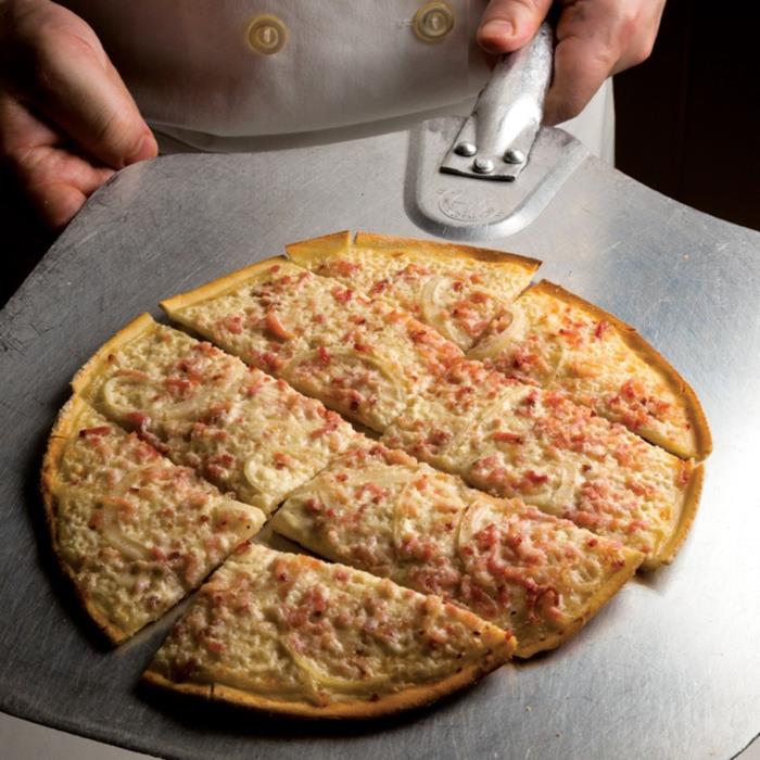 συνταγή tarte flambée επαγγελματικά πέτρινος φούρνος