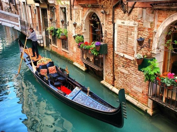 ταξίδι του μέλιτος της Βενετίας ταξιδιωτικός προορισμός ρομαντισμός gondolier