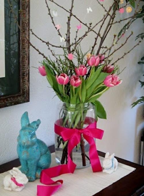 διακόσμηση αίθουσας μπλε πορσελάνη κεραμική κορδέλα κορδέλα ροζ λουλούδια Πάσχα