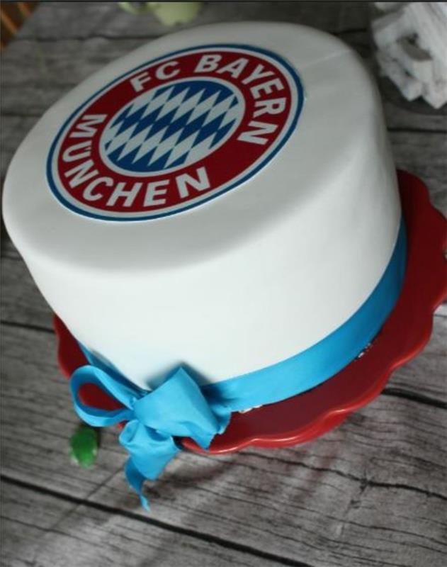 κέικ καρδιάς με συνταγή φοντάν ροζ FC Bayern