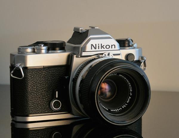 φωτογραφική μηχανή nikon ρετρό επαγγελματίας