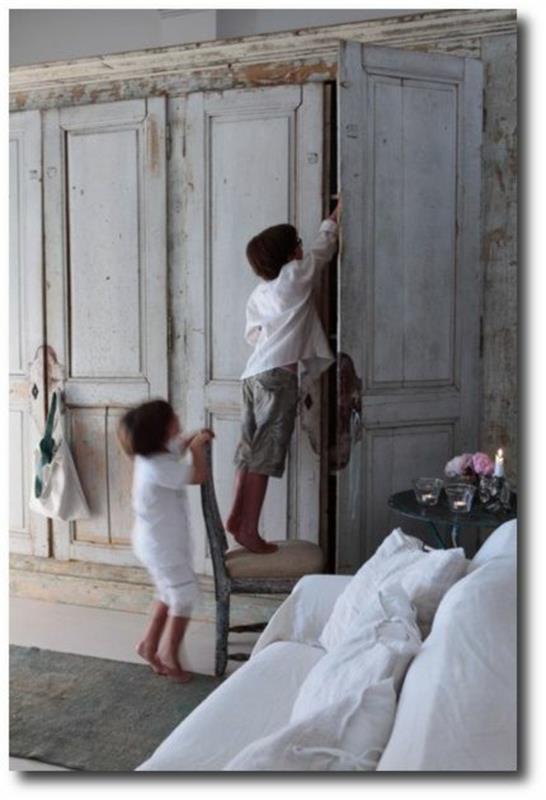 γαλλική ντουλάπα επίπλων εξοχικού σπιτιού λευκό