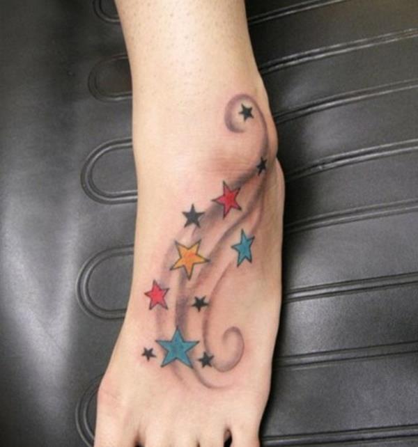 γυναίκες τατουάζ αστέρια με τα πόδια