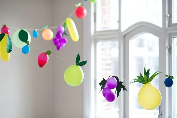 ανοιξιάτικες ιδέες διακόσμησης για πάρτι μπαλόνια γιρλάντα
