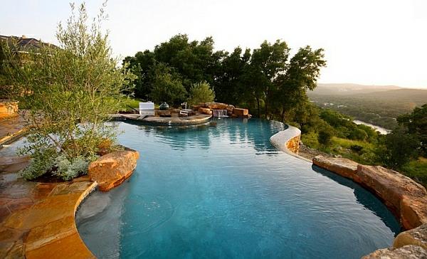 Σχεδιάστε έναν κήπο με πισίνα στο Τέξας στη φύση