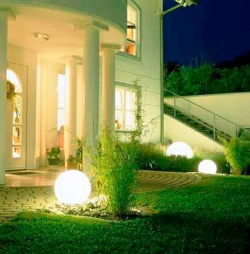 συμβουλές φωτισμού κήπου ιδέες προβολείς δαπέδου γύρω από το σπίτι