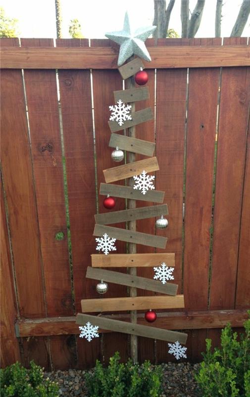 διακόσμηση κήπου tinker φυσικά υλικά ξύλινο χριστουγεννιάτικο δέντρο στον εξωτερικό χώρο