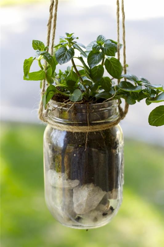 ιδέες για διακόσμηση κήπων βάζα κτιστών κρεμαστά δοχεία φυτών