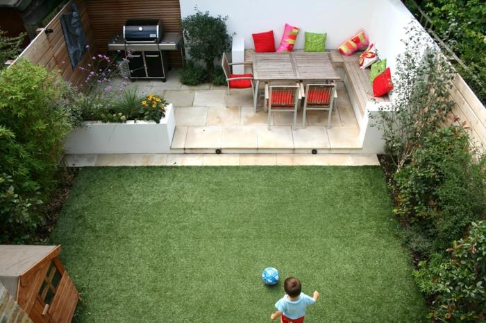 ιδέες κήπου για μικρούς κήπους φυτά επίπλων εξωτερικού χώρου που παίζουν τα παιδιά