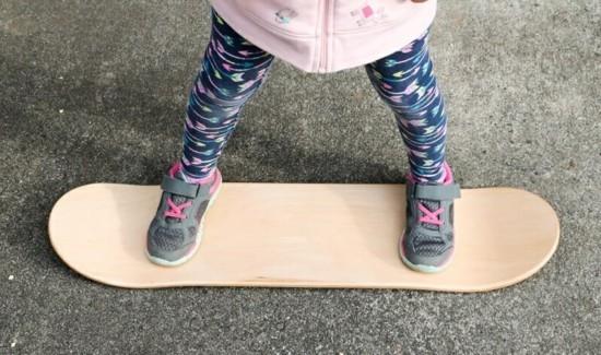 κήπος κούνια παιδιά φτιάχνουν τον εαυτό τους παιδί κούνια ξύλο skateboard