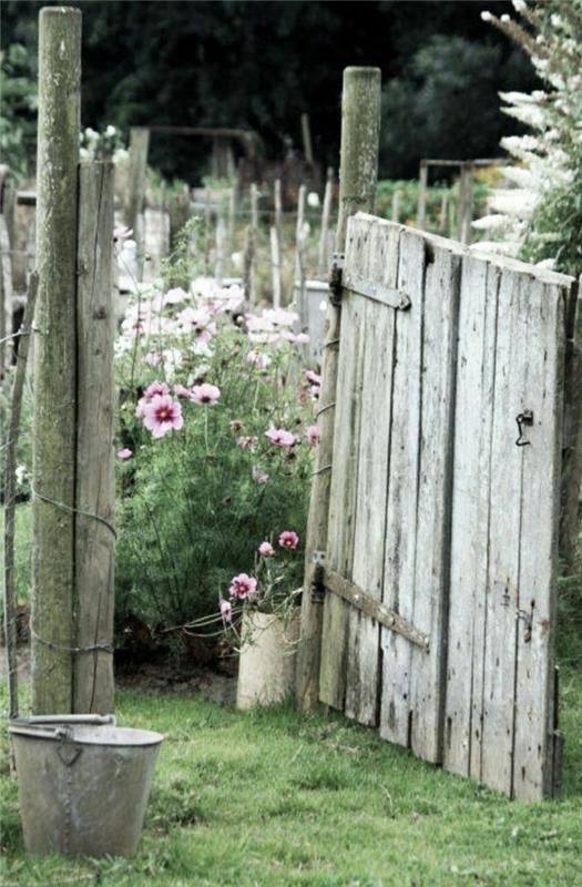 πύλες κήπου ξύλινα ρουστίκ λουλούδια σχεδιασμός κήπου