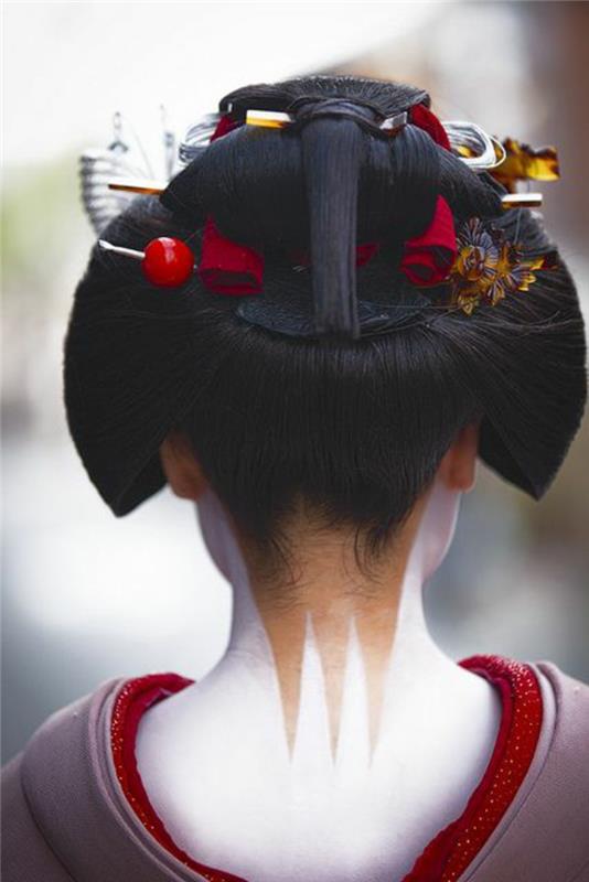 γκέισα χτένισμα μακιγιάζ ιαπωνική κουλτούρα έμπνευση