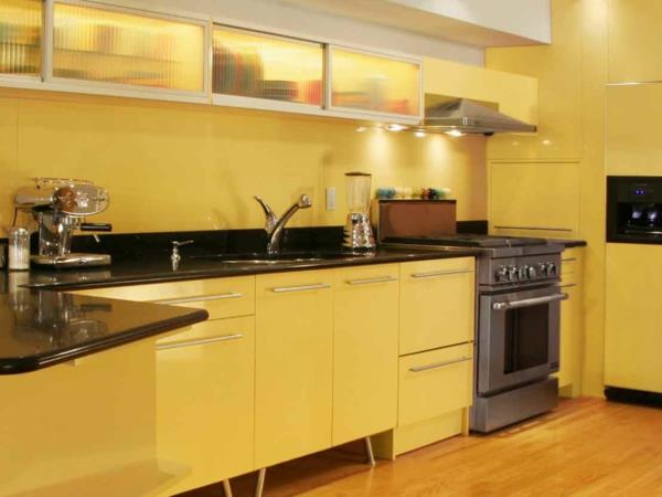 κίτρινη βαμμένη κουζίνα σχεδιάζει βούτυρο γυαλιστερό