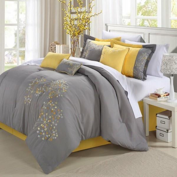 κίτρινα λουλούδια ρίχνουν μαξιλάρι λεμόνι στο υπνοδωμάτιο