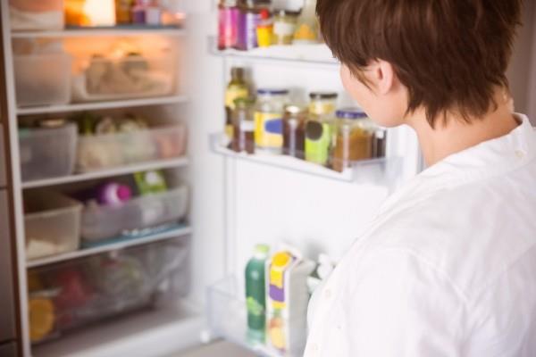 μυρωδιά στο ψυγείο - πολλά προϊόντα
