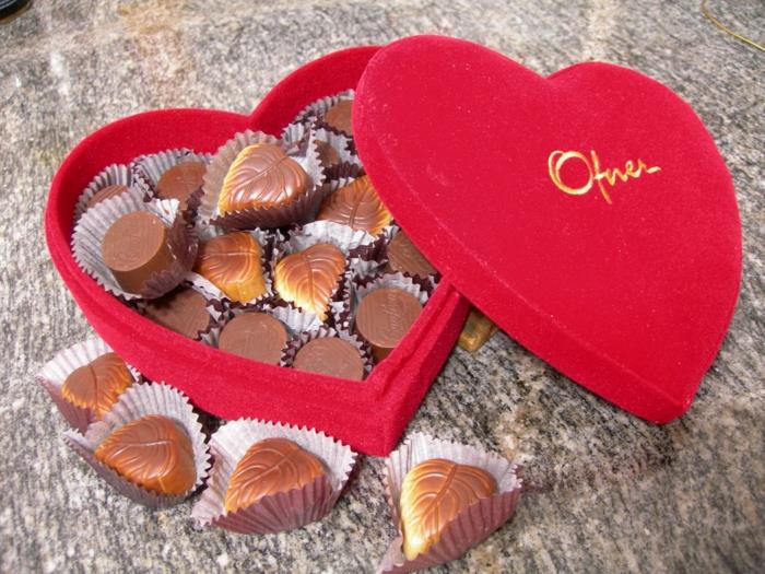 ιδέες δώρων φίλος δώρο καλύτερος φίλος κοινωνικό παιχνίδι σύνολο οικογενειακές σοκολάτες καρδιά
