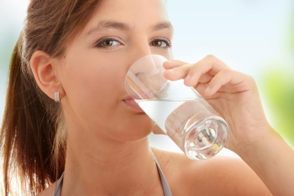 χάστε βάρος πιο υγιεινά πίνετε νερό