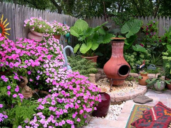 σχέδιο όμορφο κήπο πολύχρωμα λουλούδια άνθη διακόσμηση φράχτη