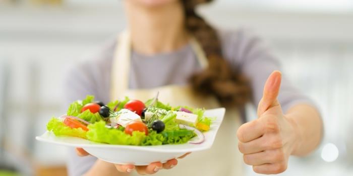 προσαρμοσμένες ρυθμίσεις σαλάτας υγιεινής διατροφής